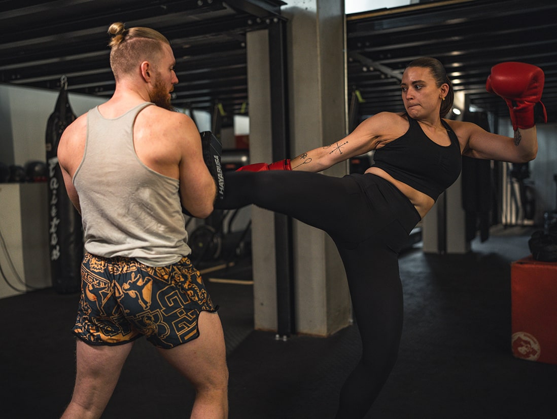 A7R03395-min thaiboxing
